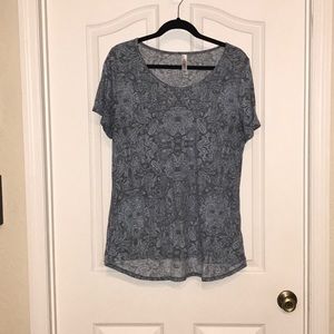 LuLaRoe Paisley Classic Tee